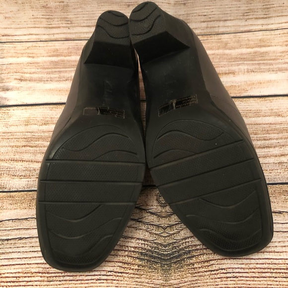 Clarks Bendables Slip On Pumps - Picture 6 of 7